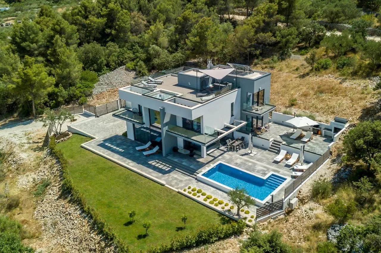 Villa Navisus With Heated Pool And Roof Top Jacuzzi-150M From The Beach
