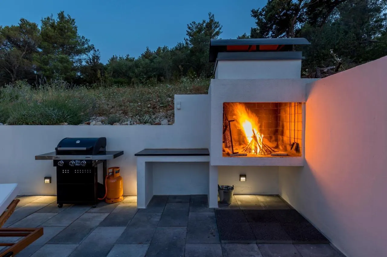 Villa Navisus With Heated Pool And Roof Top Jacuzzi-150M From The Beach
